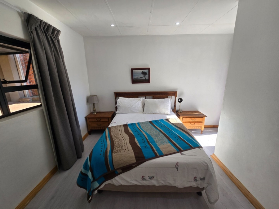 6 Bedroom Property for Sale in Waverley Free State